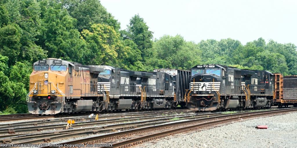 UP 6463 &amp; NS 2582